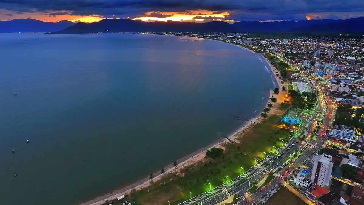 Vista de Caraguatatuba para página de administradora de condomínios