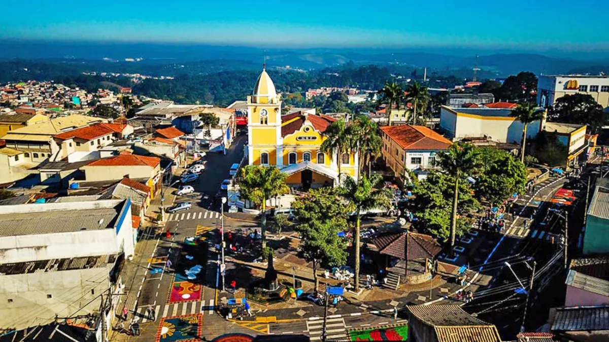 Vista de Itapecerica da Serra para página de administradora de condomínios